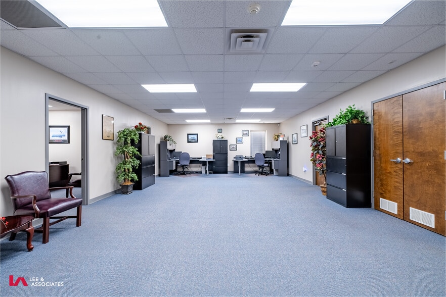 More Photos Of 1809 Westgate Pky SW, Atlanta Industrial For Lease