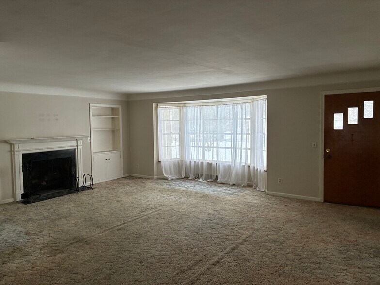 More Photos Of 1200 Som Center Rd, Mayfield Heights Land For Sale