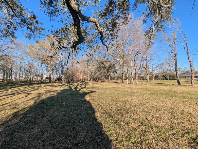 More Photos Of 620 Langham Rd, Beaumont Land For Sale