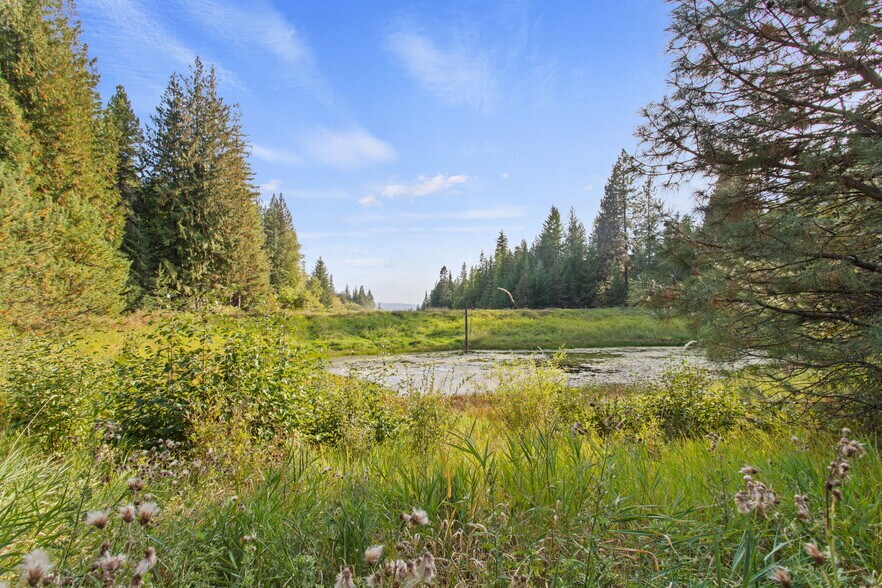 More Photos Of 1521 Willms Rd, Elk Lodge Meeting Hall For Sale