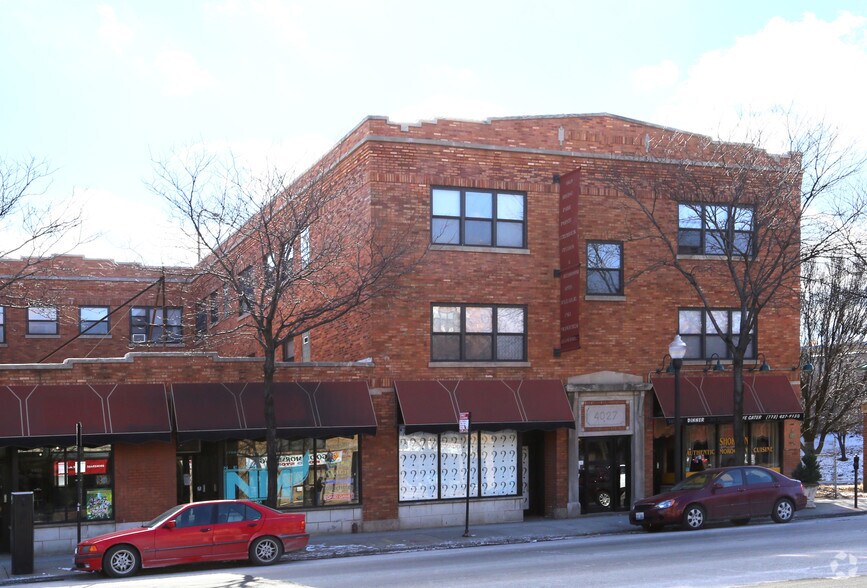 More Photos Of 4019-4027 W Irving Park Rd, Chicago General Retail For Sale