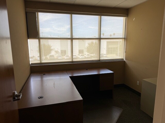 More Photos Of 1505 S D St, San Bernardino Office For Lease