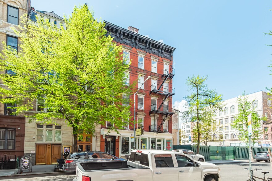 More Photos Of 48 E 7th St, New York Apartments For Sale