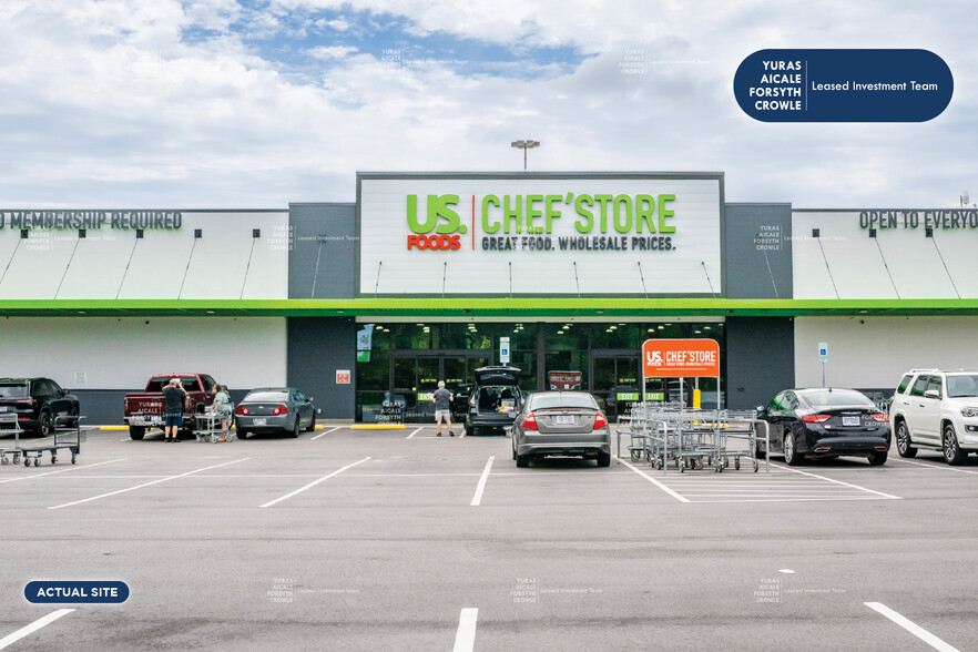 Primary Photo Of 511 Cross Creek Mall, Fayetteville Supermarket For Sale