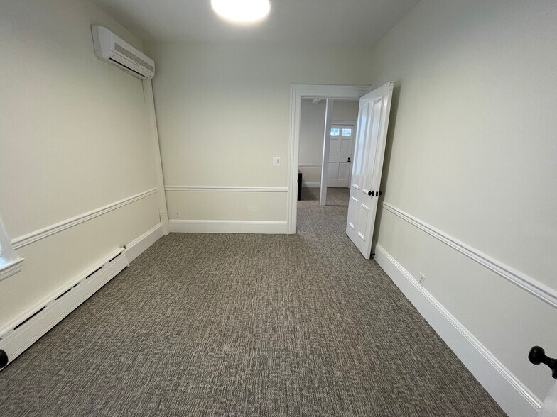More Photos Of 25 N Fullerton Ave, Montclair Office Residential For Lease