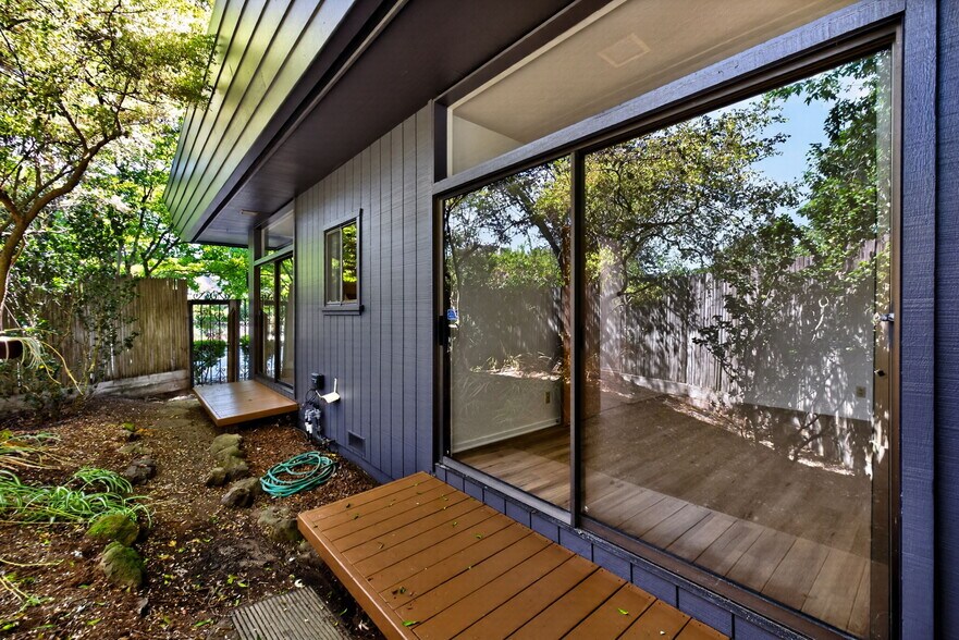 More Photos Of 7 Page St, Cotati Medical For Sale