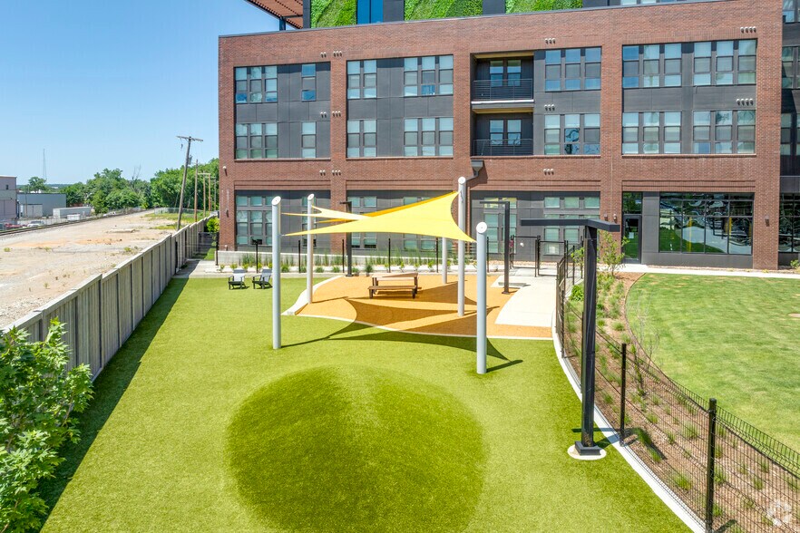 More Photos Of 2219 E 11th St, Tulsa Apartments For Lease