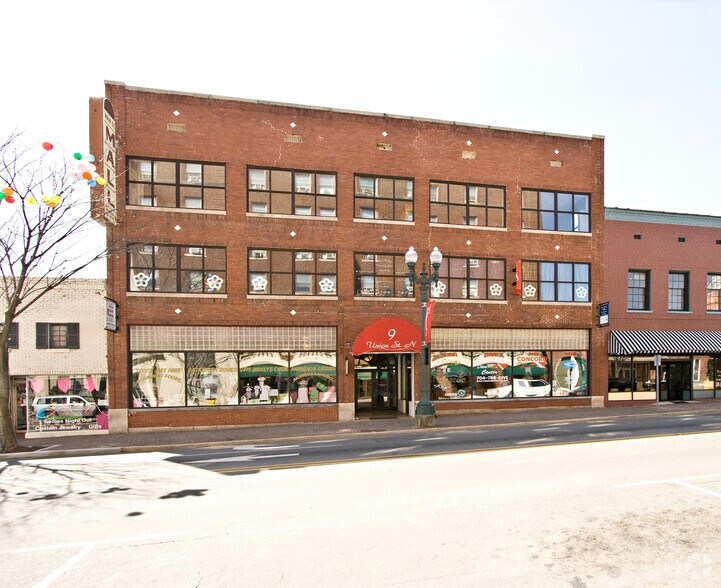 More Photos Of 9 Union St N, Concord Office For Lease
