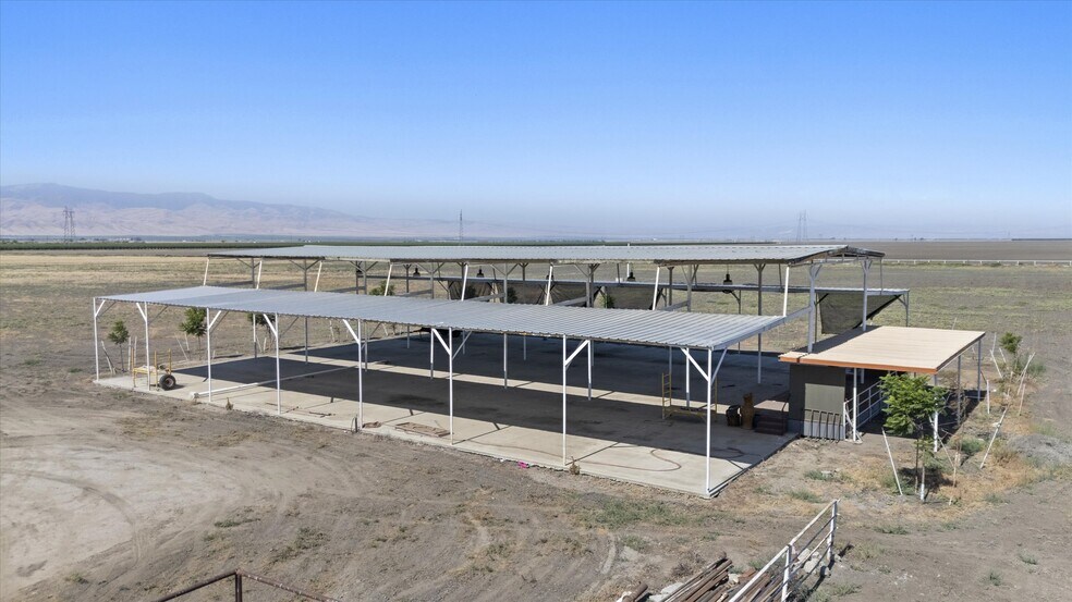 More Photos Of 8661 Herring Rd, Bakersfield Land For Sale