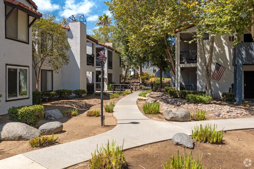 More Photos Of 9360 Creekside Ct, Santee Apartments For Sale