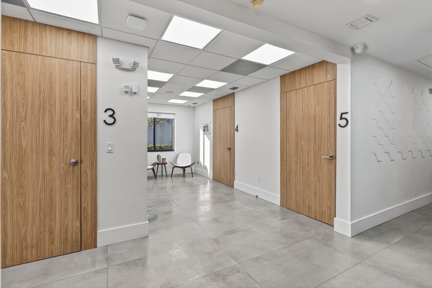 More Photos Of 9410 SW 77th Ave, Miami Office For Lease