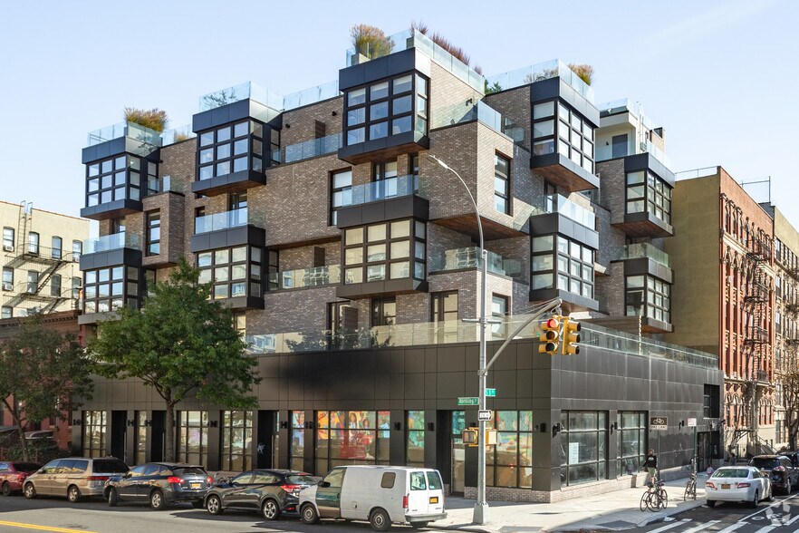 More Photos Of 225 Roebling St, Brooklyn Apartments For Lease