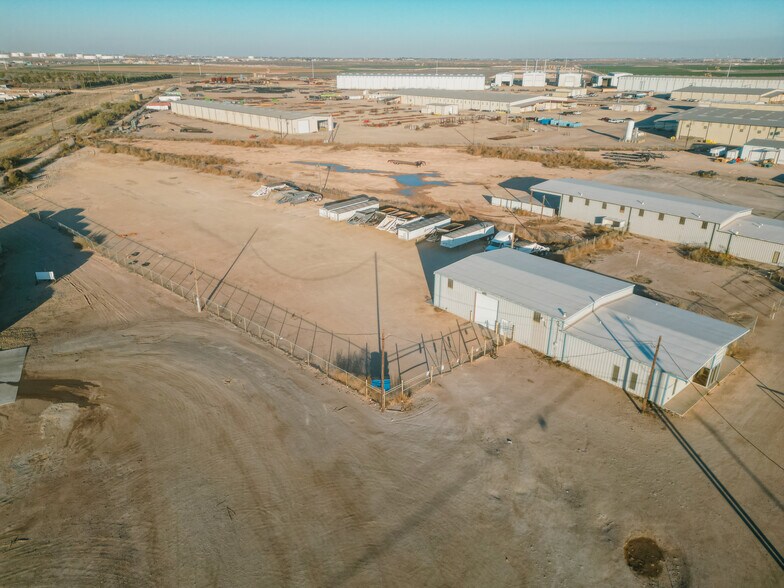 More Photos Of 3315 E State Highway 158, Midland Warehouse For Lease
