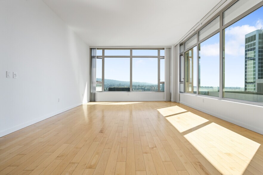 More Photos Of 100 Grand Ave, Oakland Apartments For Lease