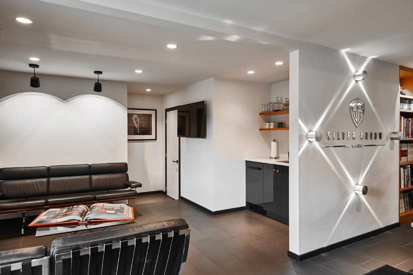 More Photos Of 565 David St, Victoria Showroom For Sale