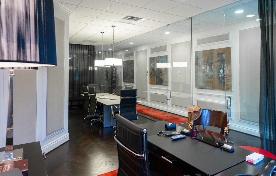 More Photos Of 112 Kercheval Ave, Grosse Pointe Farms Office Residential For Lease