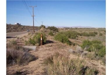 Primary Photo Of TBD Mariposa Rd, Hesperia Land For Sale