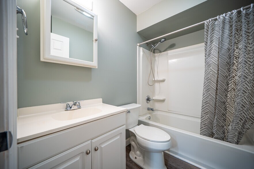 More Photos Of 1102 Salem Ave, Dayton Apartments For Sale