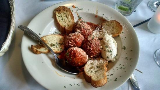 More Photos Of 515 E 27th St, Bradenton Office For Sale