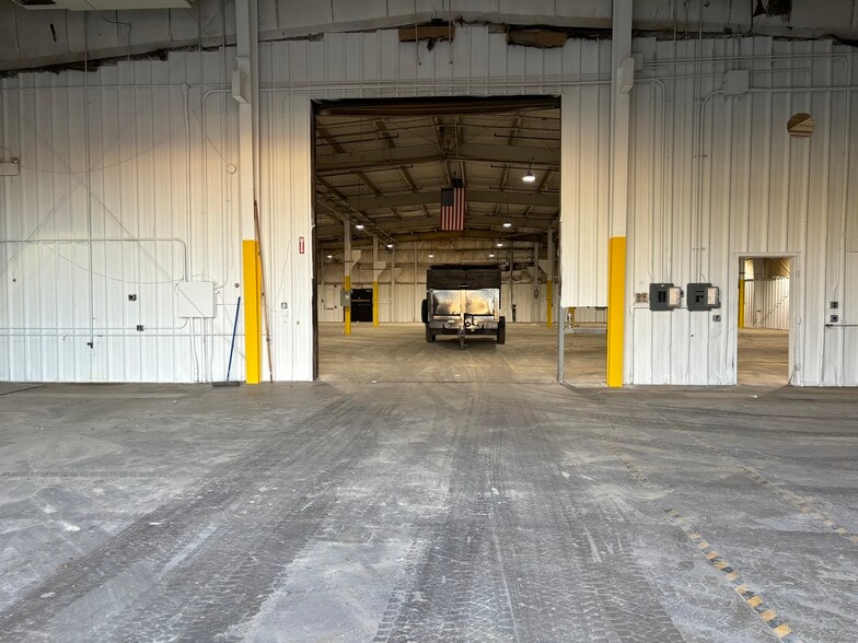 More Photos Of 200 W 8th St, Lansdale Manufacturing For Sale