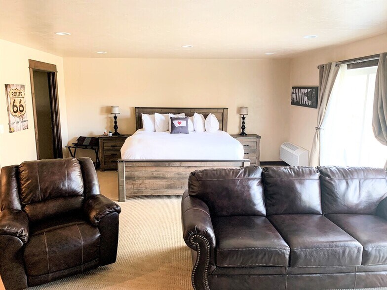 More Photos Of 669 Buffalo Trl, Saco Hotel For Sale