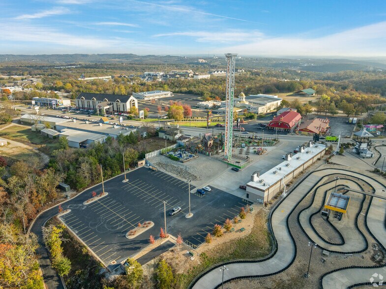 More Photos Of 3608 W 76 Country Blvd, Branson Amusement Park For Sale