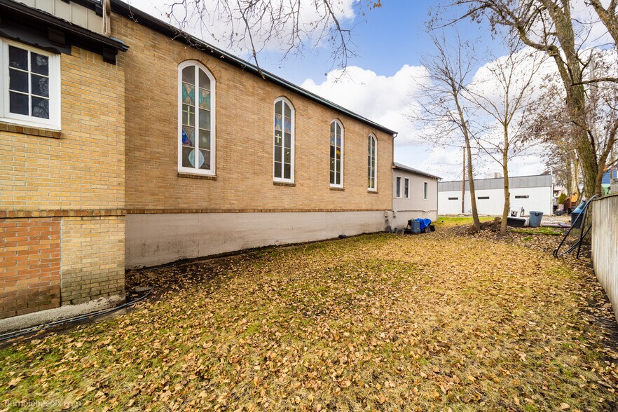 More Photos Of 610 N 4th St, Coeur d'Alene Religious Facility For Lease