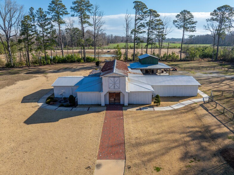 More Photos Of 6266 Richlands Hwy, Richlands Specialty For Sale