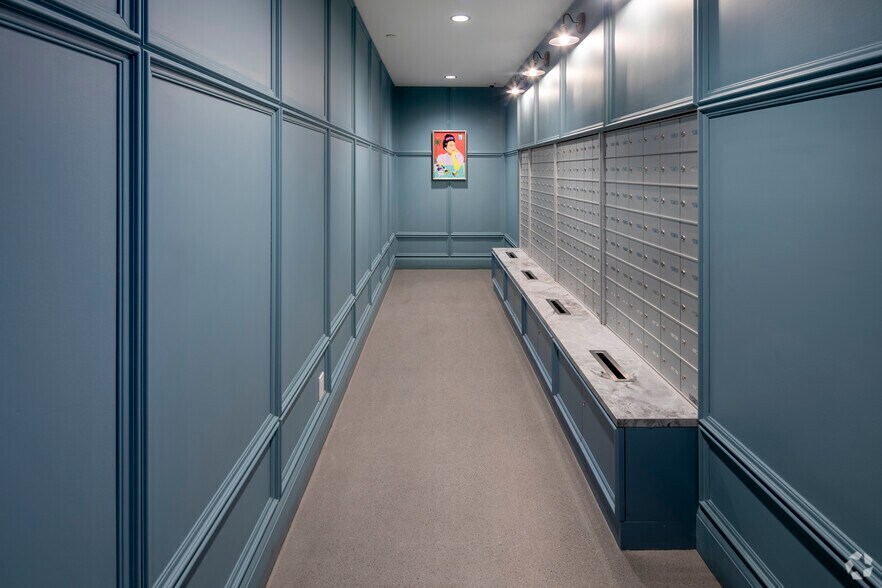 More Photos Of 484 Spadina Ave, Toronto Apartments For Lease