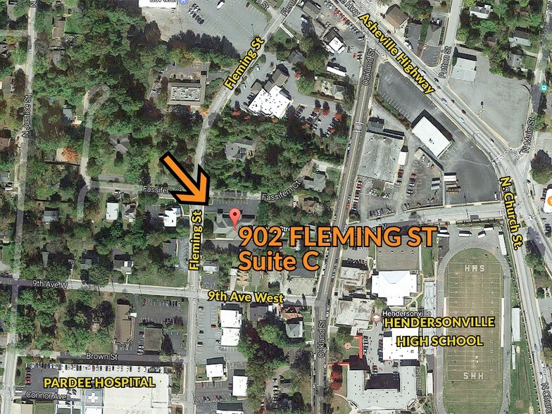 More Photos Of 902 Fleming St, Hendersonville Medical For Lease