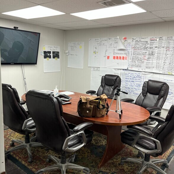 More Photos Of 21611 Tungsten Rd, Euclid Warehouse For Sale