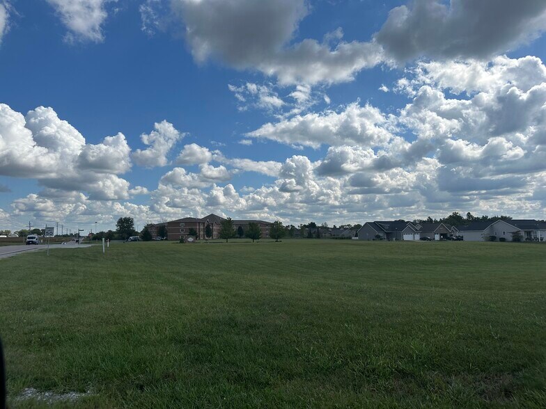 More Photos Of Route 162 & Vadalabene Dr, Maryville Land For Sale