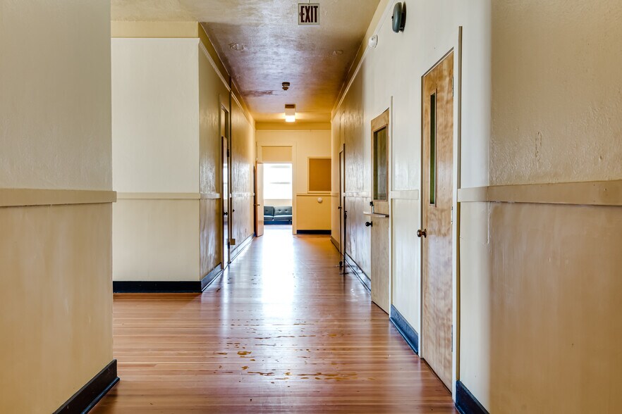 More Photos Of 80304 Old Lorane Hwy, Eugene Lodge Meeting Hall For Sale