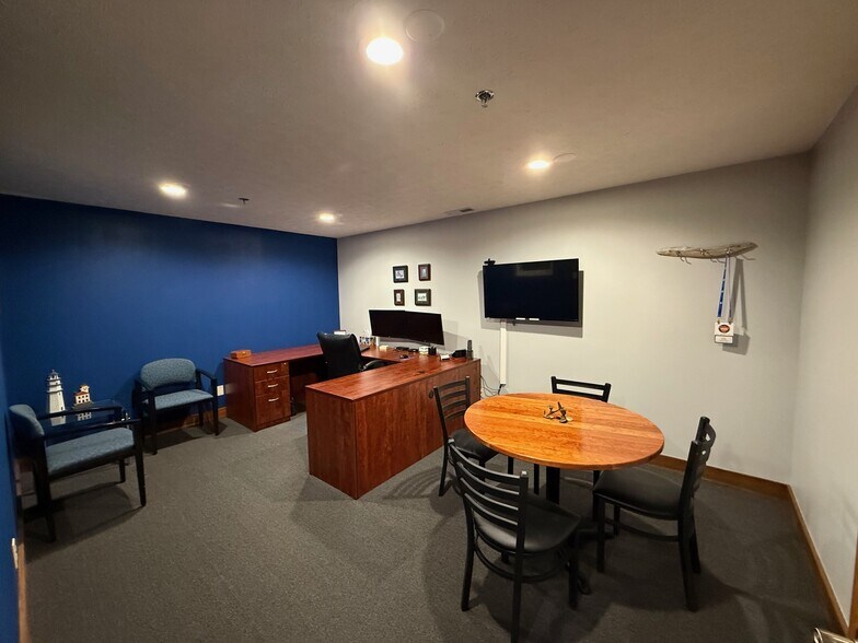 More Photos Of 28899 Center Ridge Rd, Westlake Medical For Sale
