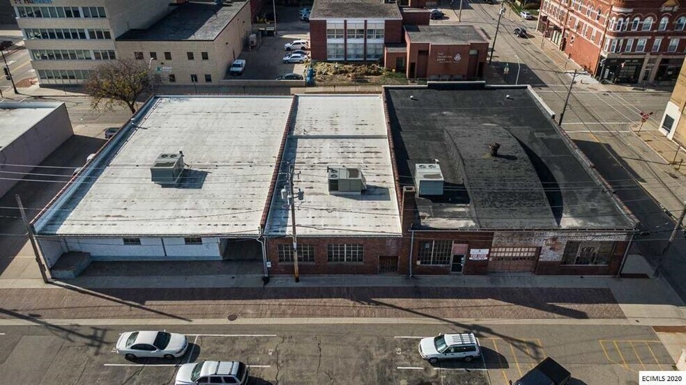 More Photos Of 1084 Iowa St, Dubuque Light Manufacturing For Lease