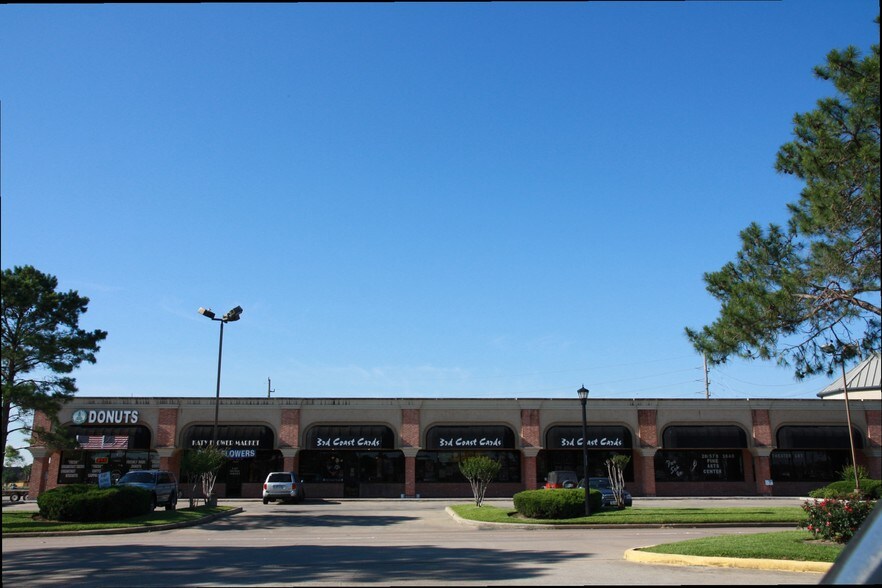 More Photos Of 20829 Kingsland Blvd, Katy Storefront Retail Office For Lease
