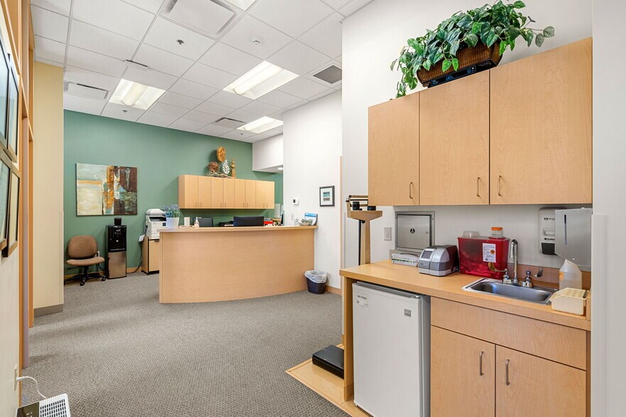 More Photos Of , Lawrence Office For Sale