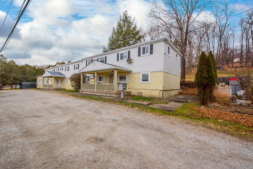 Primary Photo Of 1027 Cochran Mill Rd, Jefferson Hills Apartments For Sale