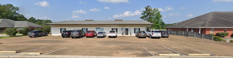 More Photos Of 1385 Johnny Johnson Dr, Brookhaven Office For Sale
