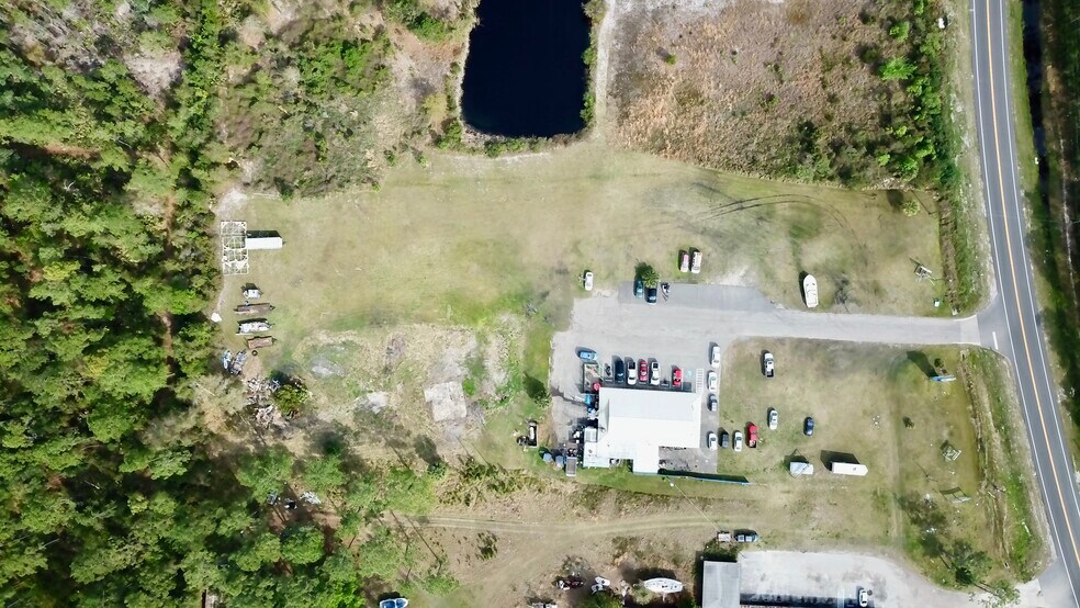 More Photos Of 23525 State Rd 40, Astor Restaurant For Sale