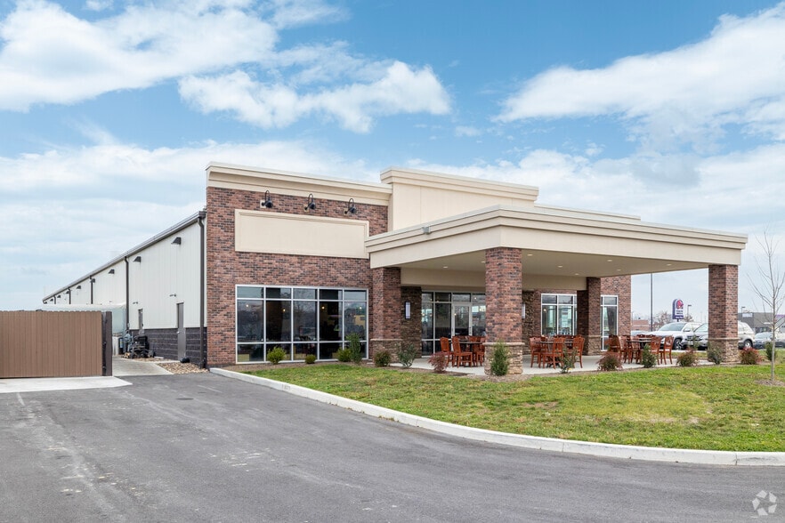 More Photos Of Hammonds Mill Rd, Martinsburg Storefront For Lease