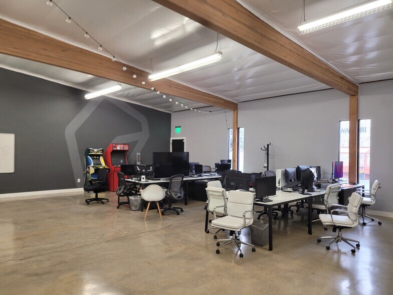More Photos Of 135 S Lemon St, Orange Loft Creative Space For Lease