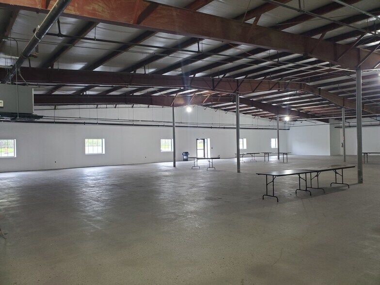 More Photos Of 4974 E Main Street Rd, Batavia Freestanding For Lease