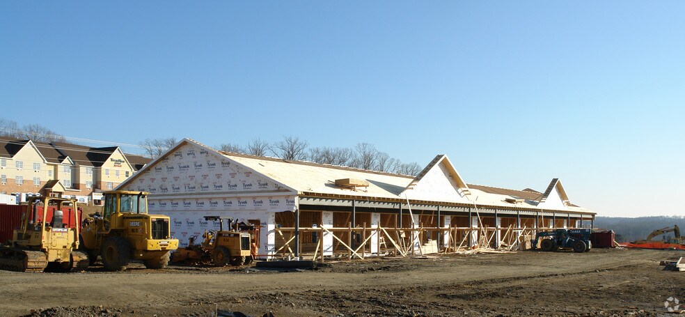 More Photos Of 2773 Jefferson Davis Hwy, Stafford Storefront Retail Office For Lease