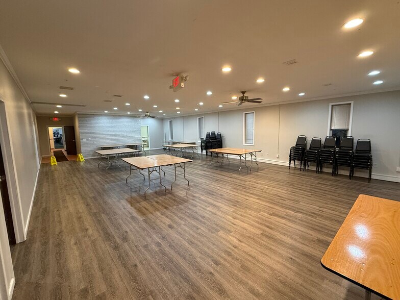 More Photos Of 636 Old Liverpool Rd, Liverpool Office For Sale