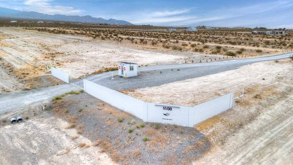 More Photos Of 1131 E Bell Vista Ave, Pahrump Airport For Sale
