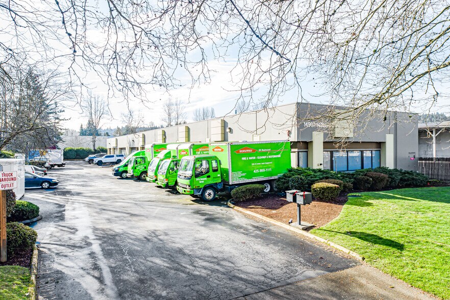 Primary Photo Of 14907-14921 NE 95th St, Redmond Research And Development For Lease