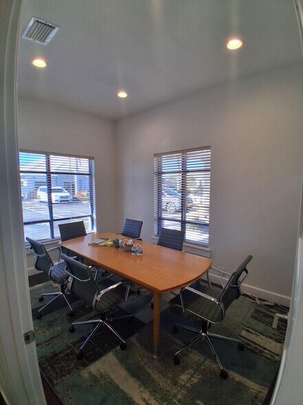 More Photos Of 4165-4169 Clark Rd, Sarasota Office For Sale