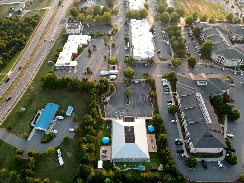 More Photos Of 179 Town Square Rd, Mooresville Daycare Center For Lease