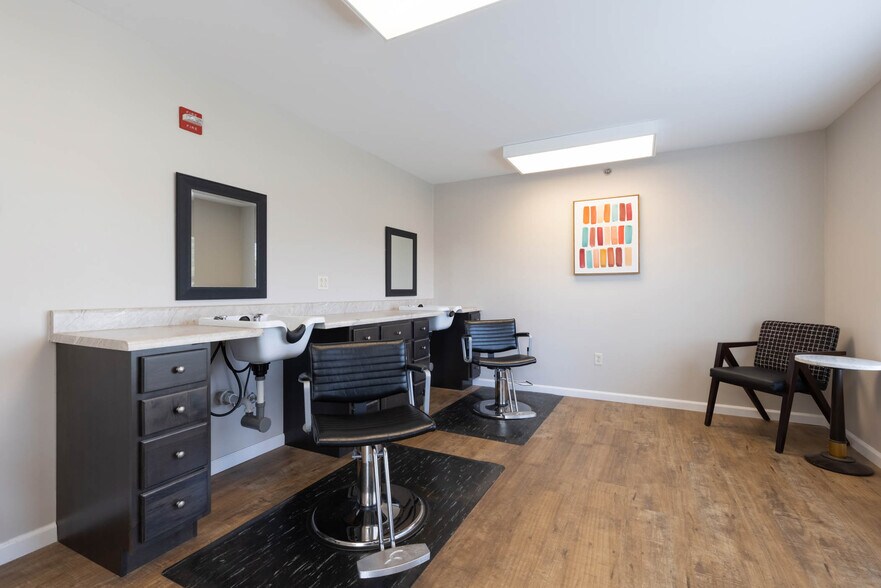 More Photos Of 1207 Vandalia St, Collinsville Assisted Living For Sale